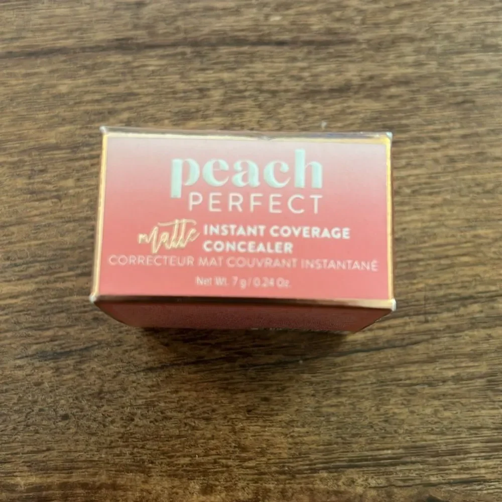 Too Faced Peach Concealer
